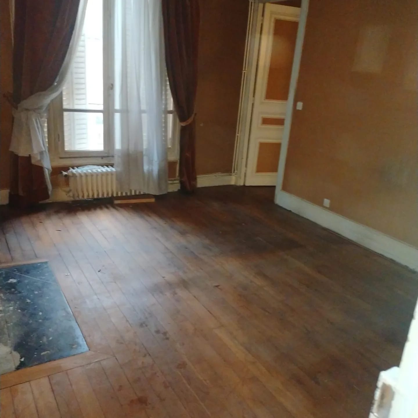 Appartement parisien débarrassé et propre